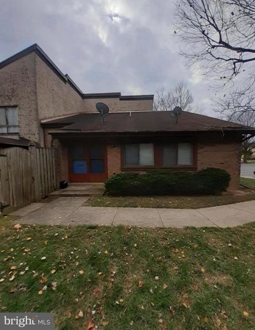 8355 Canning Ter, GREENBELT, MD, 20770-2701 | Card Image