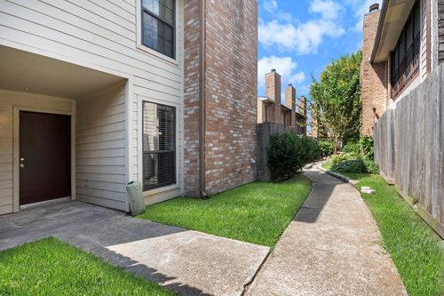apt-36-10912 Gulf Fwy, Houston, TX, 77034-2426 | Card Image