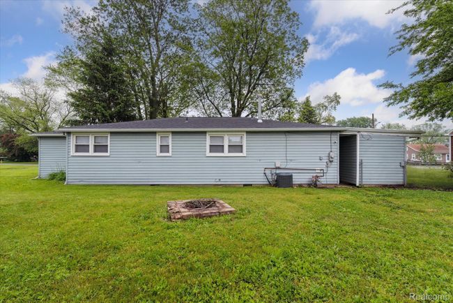 37-Back of Home.jpg | Image 34