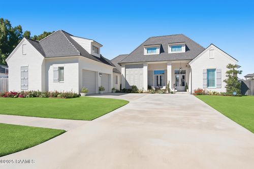 102 Queensland Pl, Lafayette, LA, 70503-8437 | Card Image