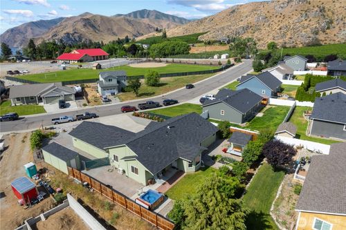 1010 Crest Loop, Entiat, WA, 98822-1000 | Card Image