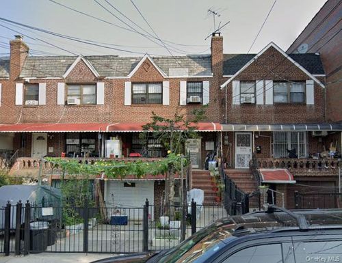 9413 Alstyne Ave, Elmhurst, NY, 11373-2828 | Card Image