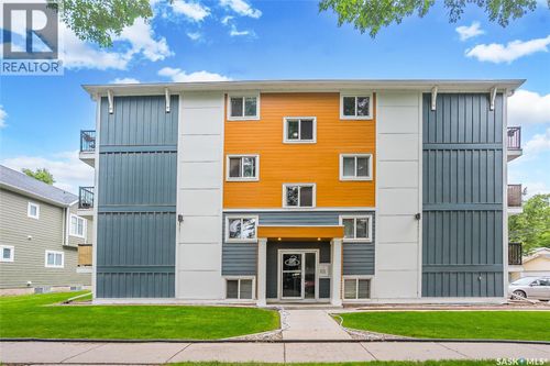 22-719 10th St E, Saskatoon, SK, S7H0H2 | Card Image