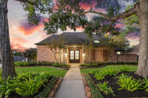 11626 Highgrove Dr, Houston, TX, 77077-5016 | Card Image