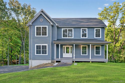 89 Leslie Rd, Newburgh, NY, 12550-1284 | Card Image