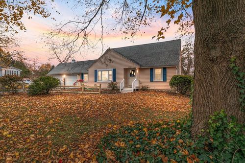 220 Pelham St, Methuen, MA, 01844-1456 | Card Image