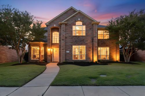 1318 Pinehurst Dr, Lewisville, TX, 75077-7689 | Card Image