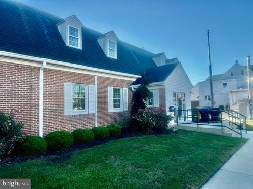 255 S Lehigh Ave, FRACKVILLE, PA, 17931-2222 | Card Image