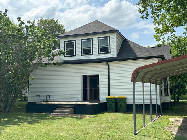 Back View of Home | Image 16
