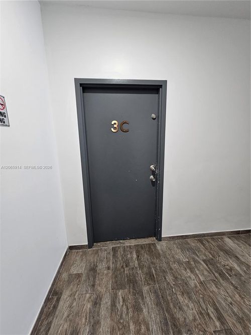 3c-1345 Pennsylvania Avenue, Miami Beach, FL, 33139 | Card Image
