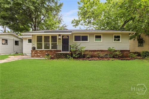 2030 42nd St, Savannah, GA, 31404-3706 | Card Image