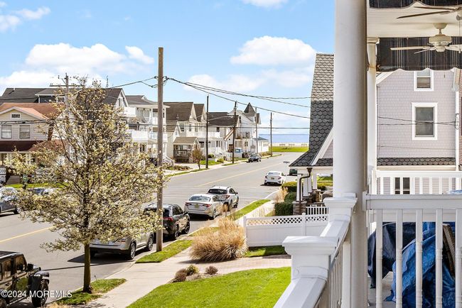 Third floor front balcony | Image 18