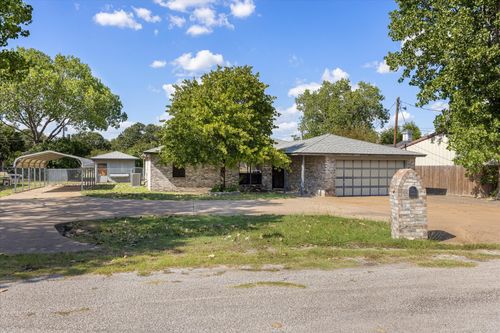 3104 Shady Ridge Ct, Granbury, TX, 76049-7572 | Card Image