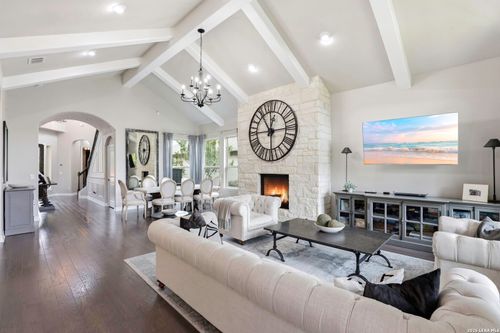 29054 Axis Vw, Boerne, TX, 78006-9447 | Card Image