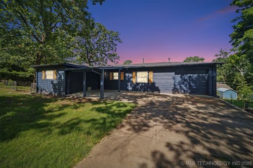 13192 Hickory St, Claremore, OK, 74017-0794 | Card Image