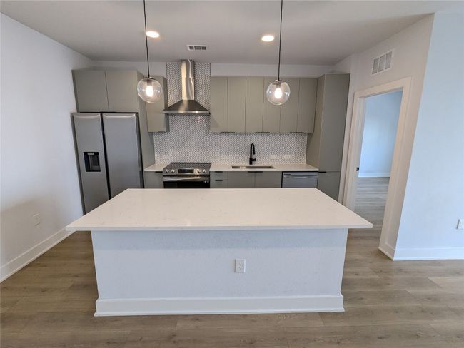 APT-416 - 2500 Longview St, Condo with 2 bedrooms, 2 bathrooms and 2 parking in Austin TX | Image 4