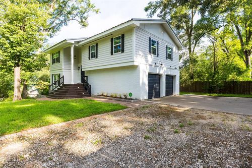 14510 Henry Calfee Dr, Willis, TX, 77318-6742 | Card Image