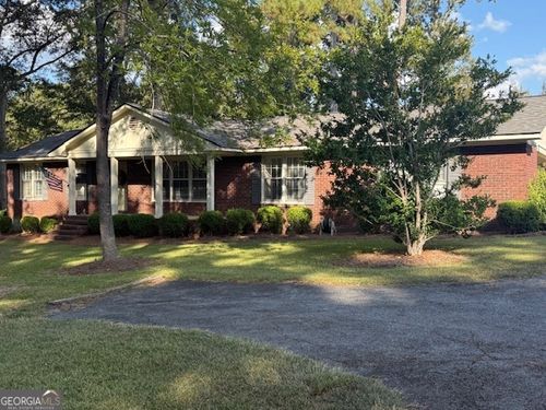 645 Evergreen Dr, Sandersville, GA, 31082-8404 | Card Image