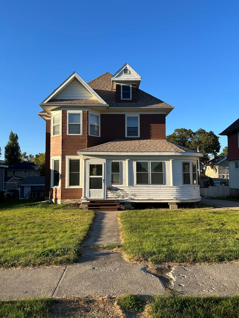 2nd Ave, Fort Dodge, IA 50501