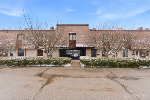 24-7815 N Main, Dayton, OH, 45415 | Card Image