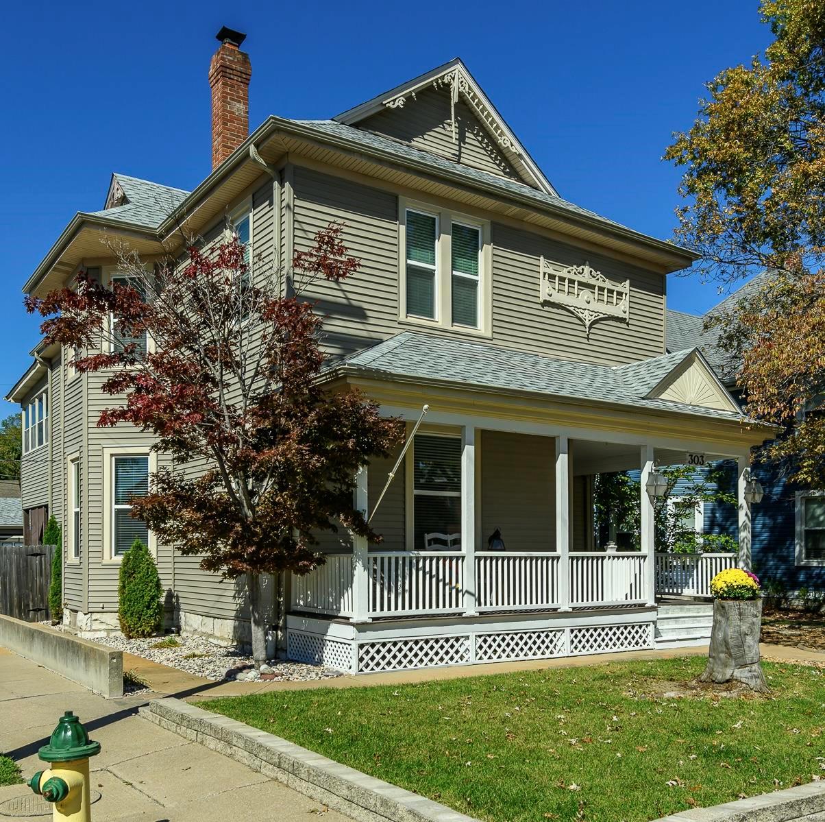 5th St, Saint Charles, MO 63301