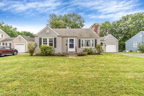 492 North St, Milford, CT, 06461-2048 | Card Image