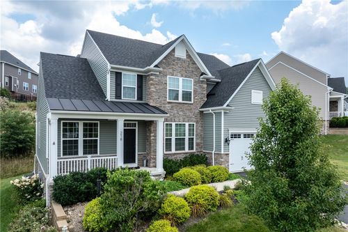 218 Sonni Ln, Mc Kees Rocks, PA, 15136-4110 | Card Image
