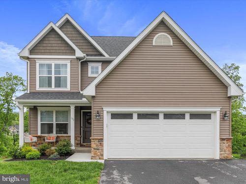 302 Trifecta Trl, MARTINSBURG, WV, 25404-1464 | Card Image