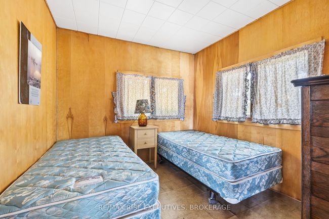1326 Ridge Lane, House other with 2 bedrooms, 1 bathrooms and 2 parking in Seeleys Bay ON | Image 14
