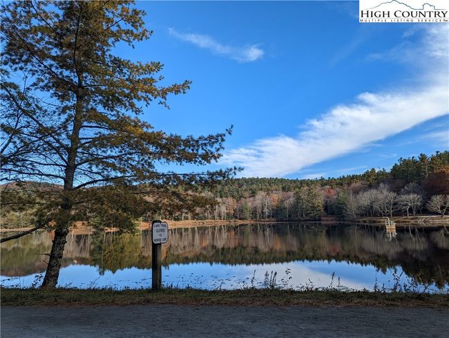 UNIT-235 - 148 Royal Oaks Dr, Condo with 2 bedrooms, 2 bathrooms and null parking in Blowing Rock NC | Image 23