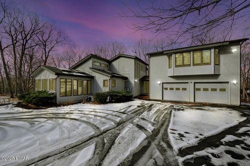 201 Broadmoor Dr, Lords Valley, PA, 18428 | Card Image