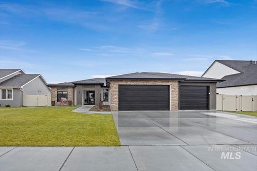 1011 Gem Ave, Kimberly, ID, 83341-1945 | Card Image