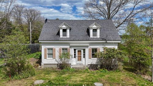 510 S Deer Isle Rd, Deer Isle, ME, 04627-4021 | Card Image