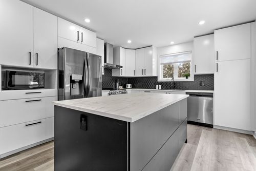 2057 9e Av, Mascouche, QC, J7K3C2 | Card Image