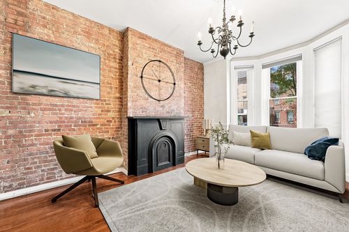 1r-813 Washington St, Hoboken, NJ, 07030-5046 | Card Image