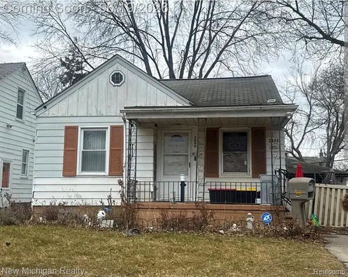 2090 Russell Ave, Lincoln Park, MI, 48146-1439 | Card Image