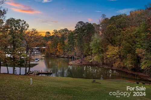 51 Old Post Road, Lake Wylie, SC, 29710 | Card Image