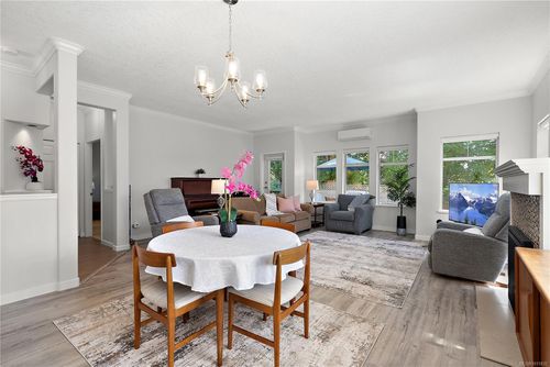 115-1110 Willow St, Saanich, BC, V8X3K2 | Card Image