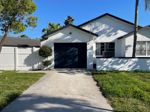 9020 Pine Springs Dr, Boca Raton, FL, 33428-1455 | Card Image