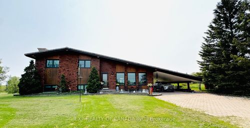 1272 Con 2 & 3 Glackmeyer Road, Cochrane, ON, P0L1C0 | Card Image