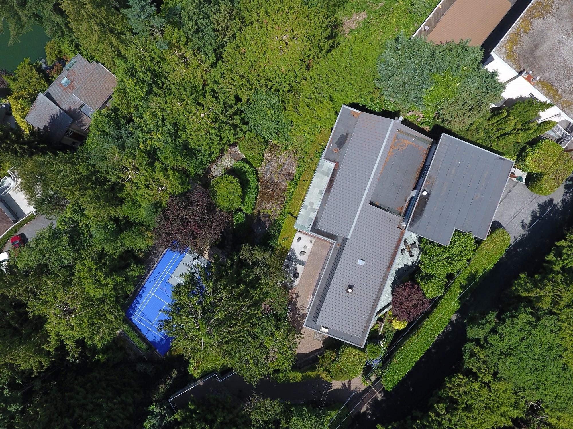 Residential in West Vancouver 4