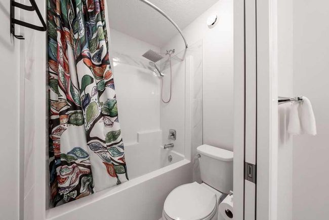 7 Sundown Cres, House other with 4 bedrooms, 4 bathrooms and 4 parking in Cochrane AB | Image 35