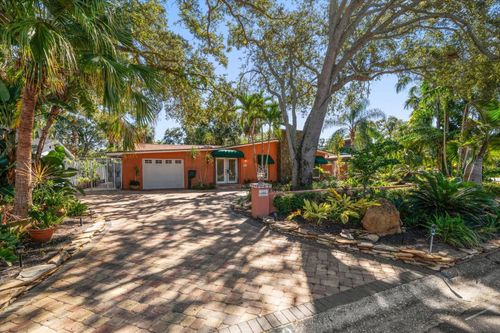 3033 82nd Way N, St Petersburg, FL, 33710-2219 | Card Image