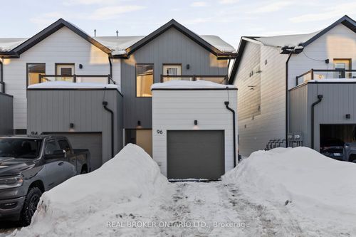 96 Sunshine Lane, Orillia, ON, L3V7L8 | Card Image