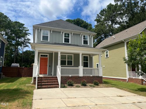 215 7th St, Wake Forest, NC, 27587-2654 | Card Image