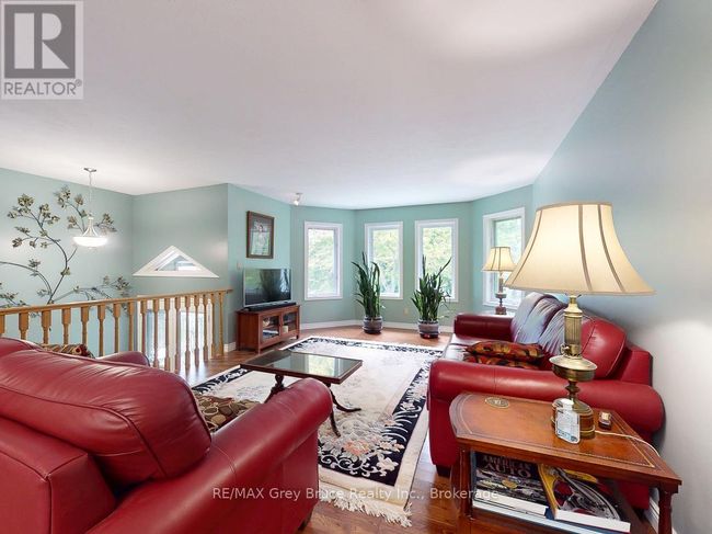 240060 Wilcox Side Rd, House other with 4 bedrooms, 2 bathrooms and 10 parking in Shallow Lake ON | Image 7