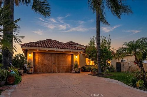 655 N Meyer St, San Fernando, CA, 91340-1935 | Card Image