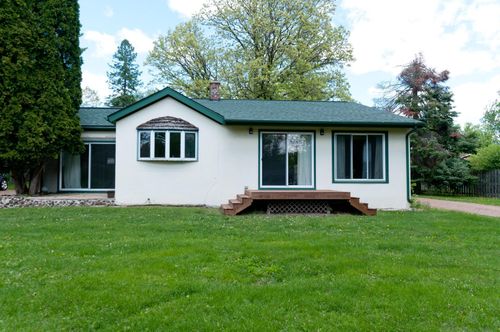 915 W Knapp St, Rice Lake, WI, 54868-3103 | Card Image