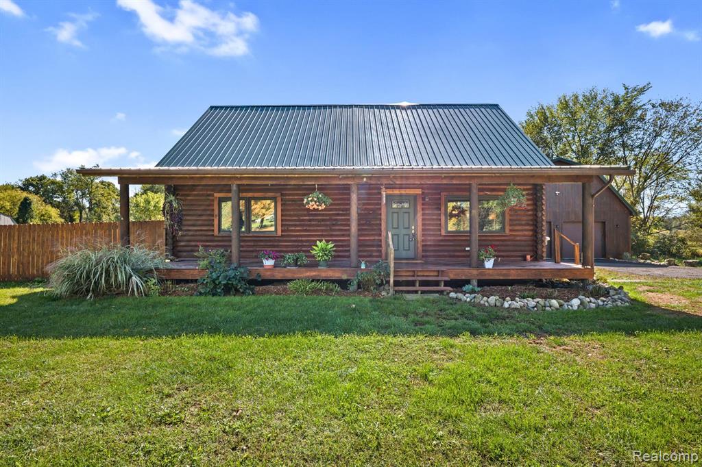 Schafer Rd, Pinckney, MI 48169 #1