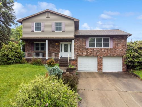 4044 Briarwood Dr, Jeannette, PA, 15644-4054 | Card Image